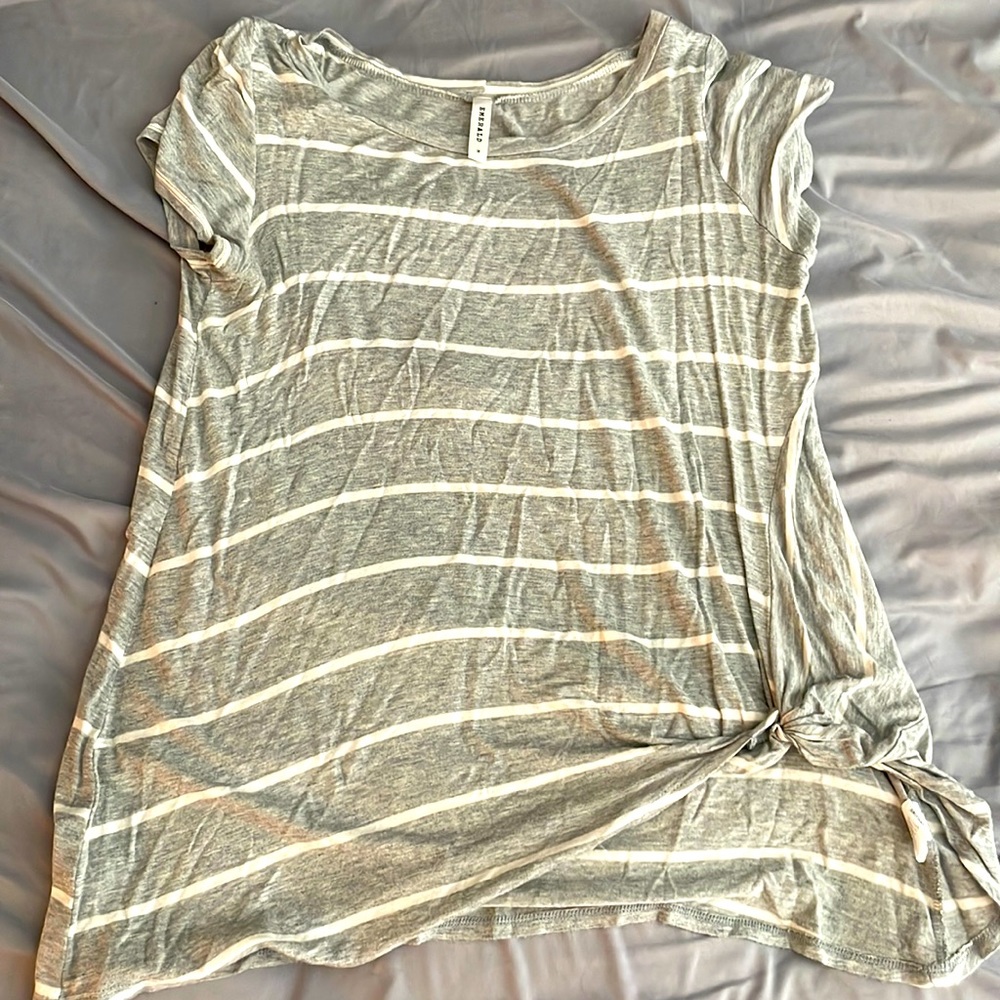Grey &white striped tee